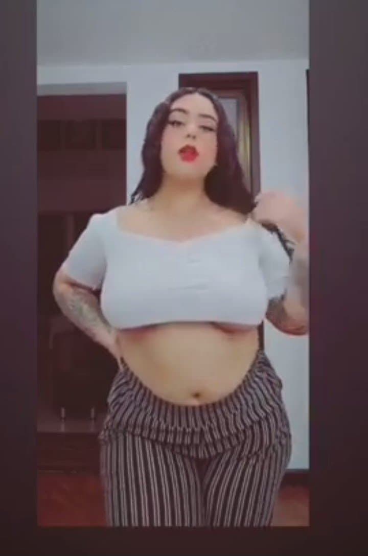 Luisa Fernanda lya_evans444"eva_wrigth puta colombiana hace stream en chaturbate y el marido ni sabe