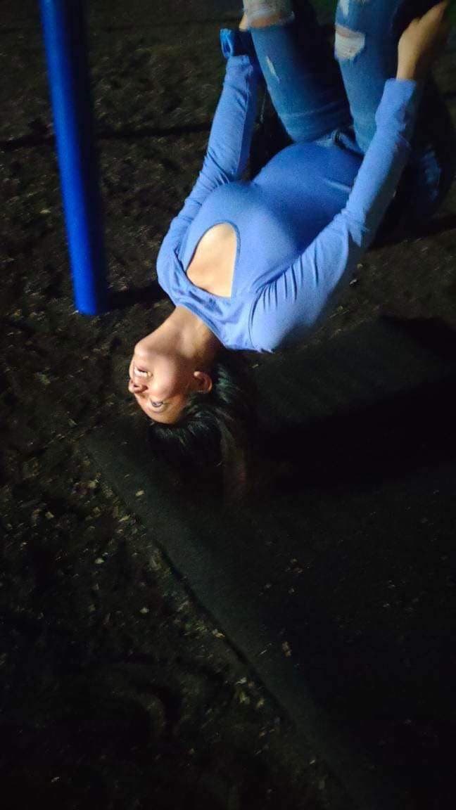 Who has more of Danielle or has met her? ? (18+)! (Chicago)