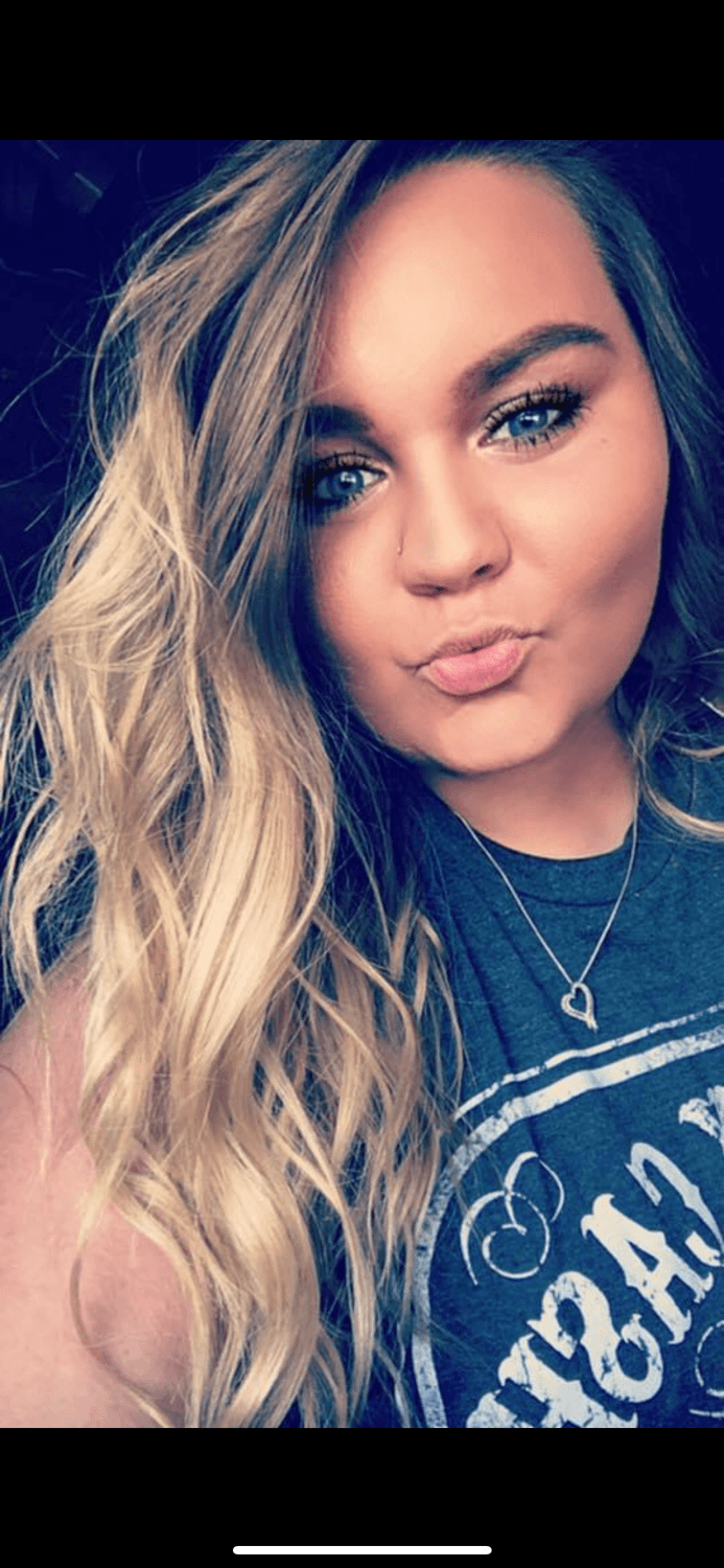 Dumb slut wife Abby banks Kik banks.jj59 for more