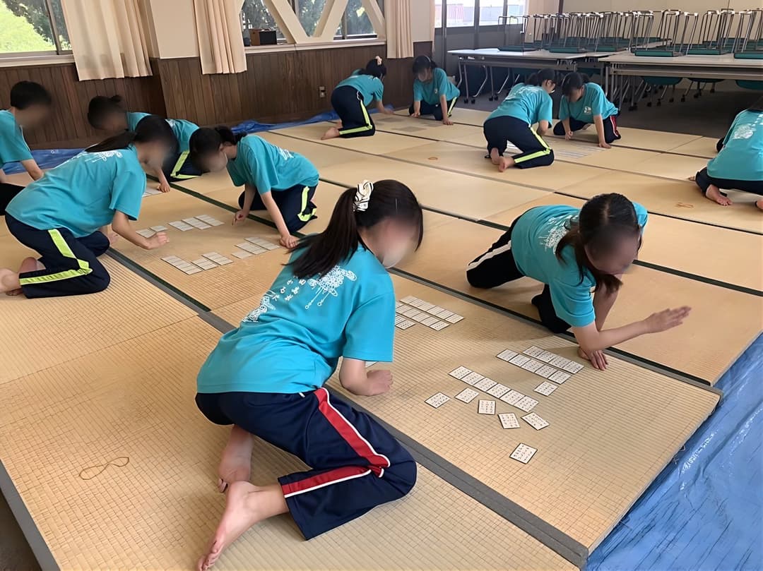 Japanese sexy karuta