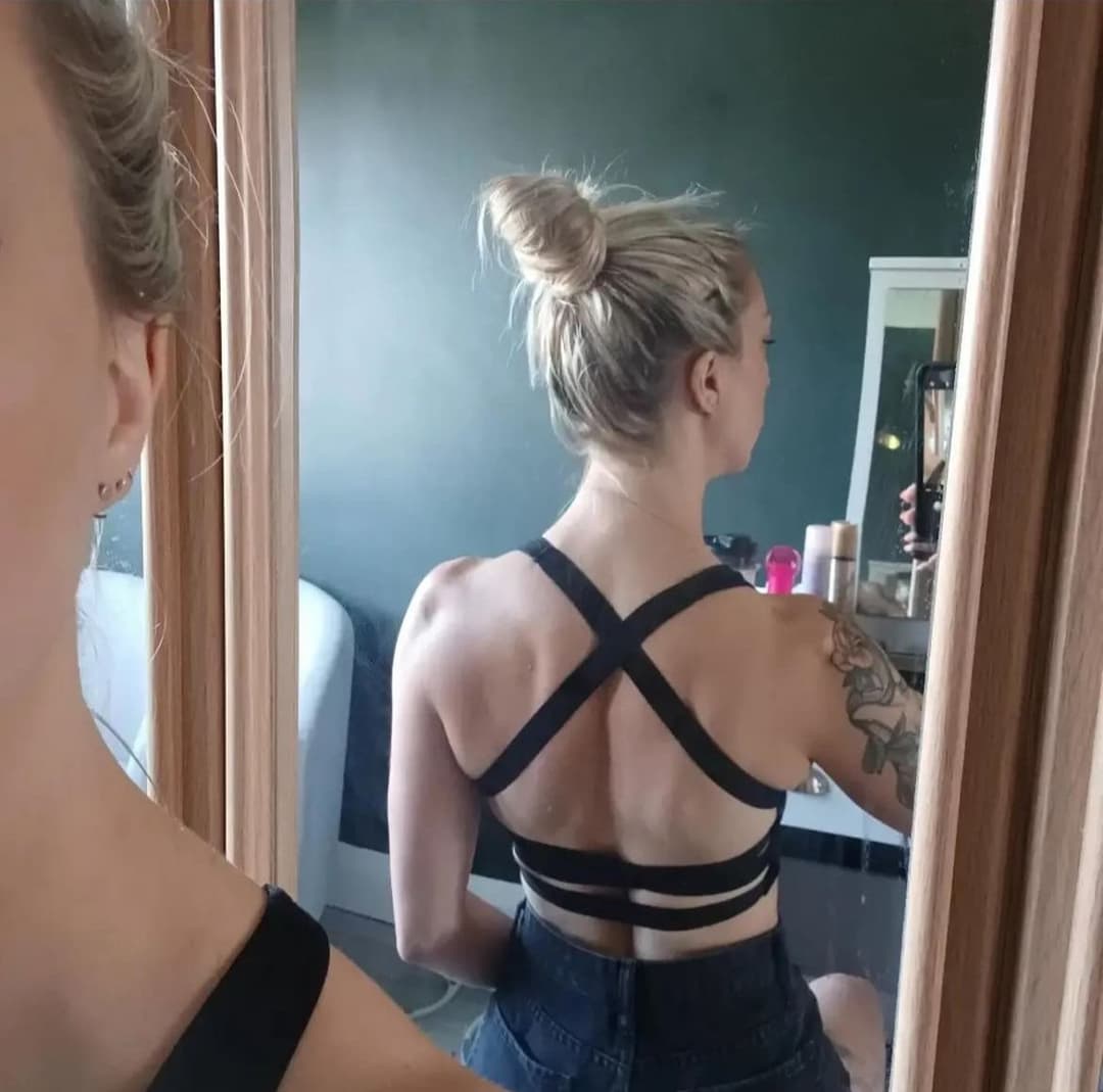 Hayley Keogh dancing