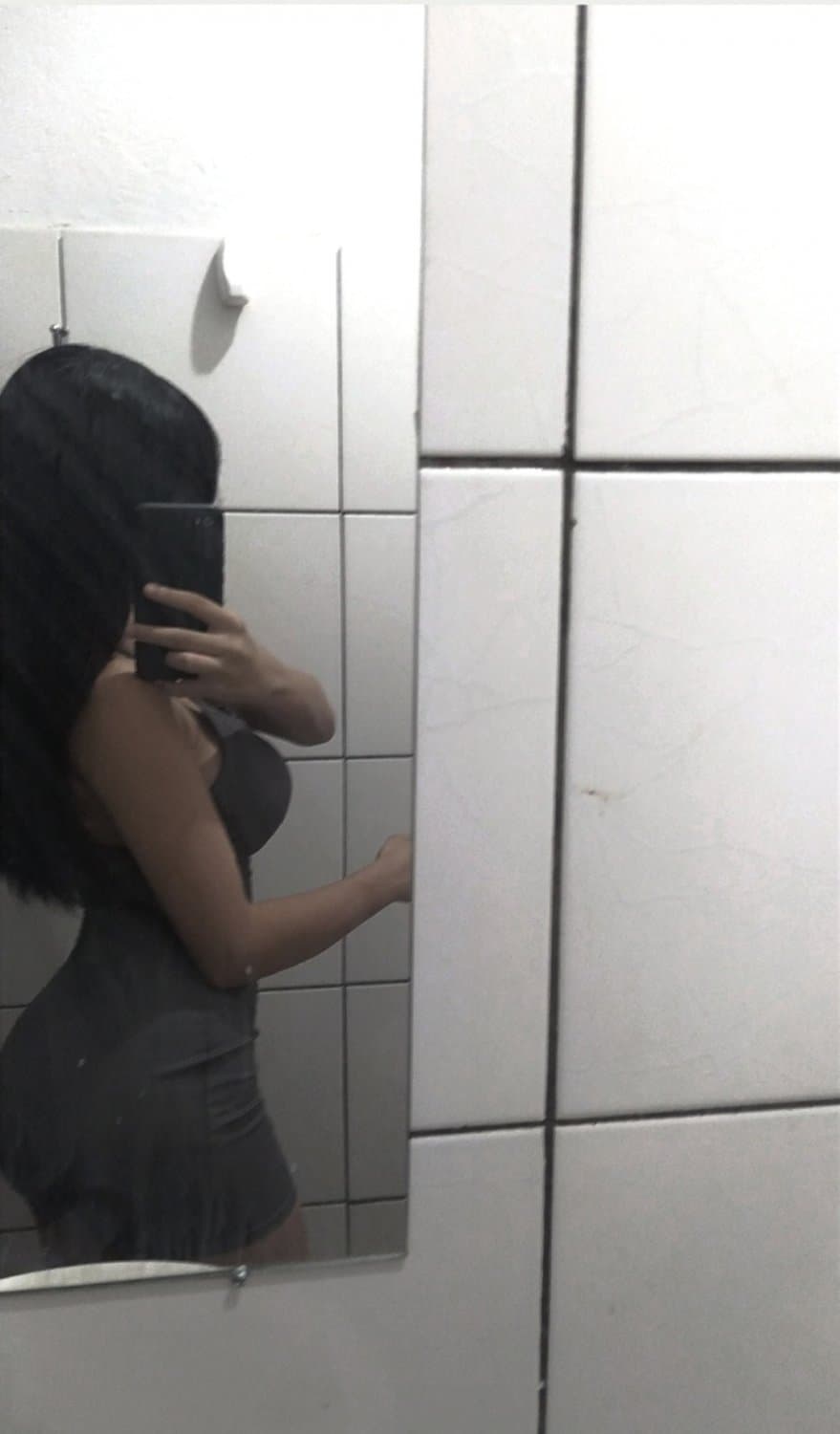 Novinha gostosa pra krl, que putinha gostosa mds???