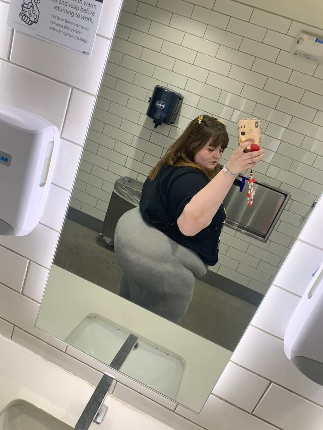 MASSIVE HUGE PAWG SSBBW BBW HUGE THICK BIG ASS GOONER MATERIAL