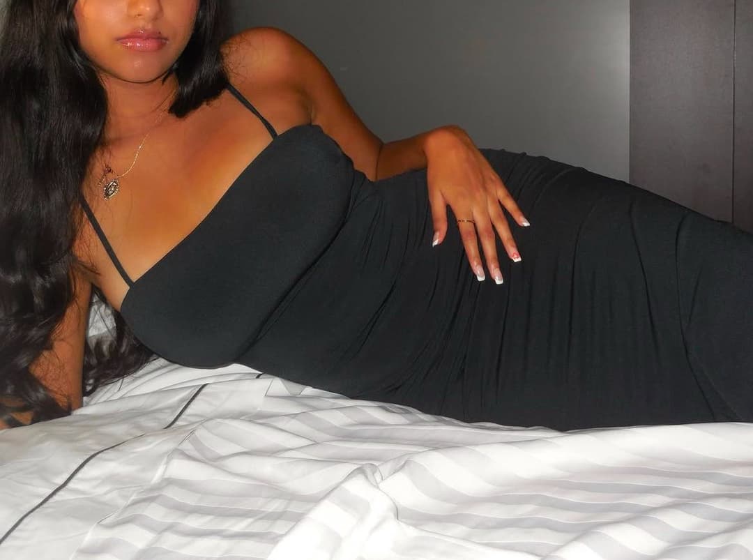 revazanak / revalicious - busty indian thot