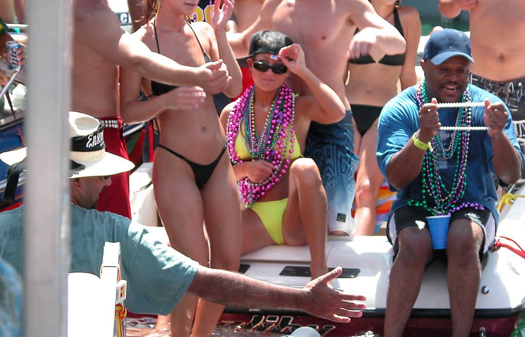 Unknown Hottie, Lake Havasu Memorial Day Weekend 2003 Pt. 1