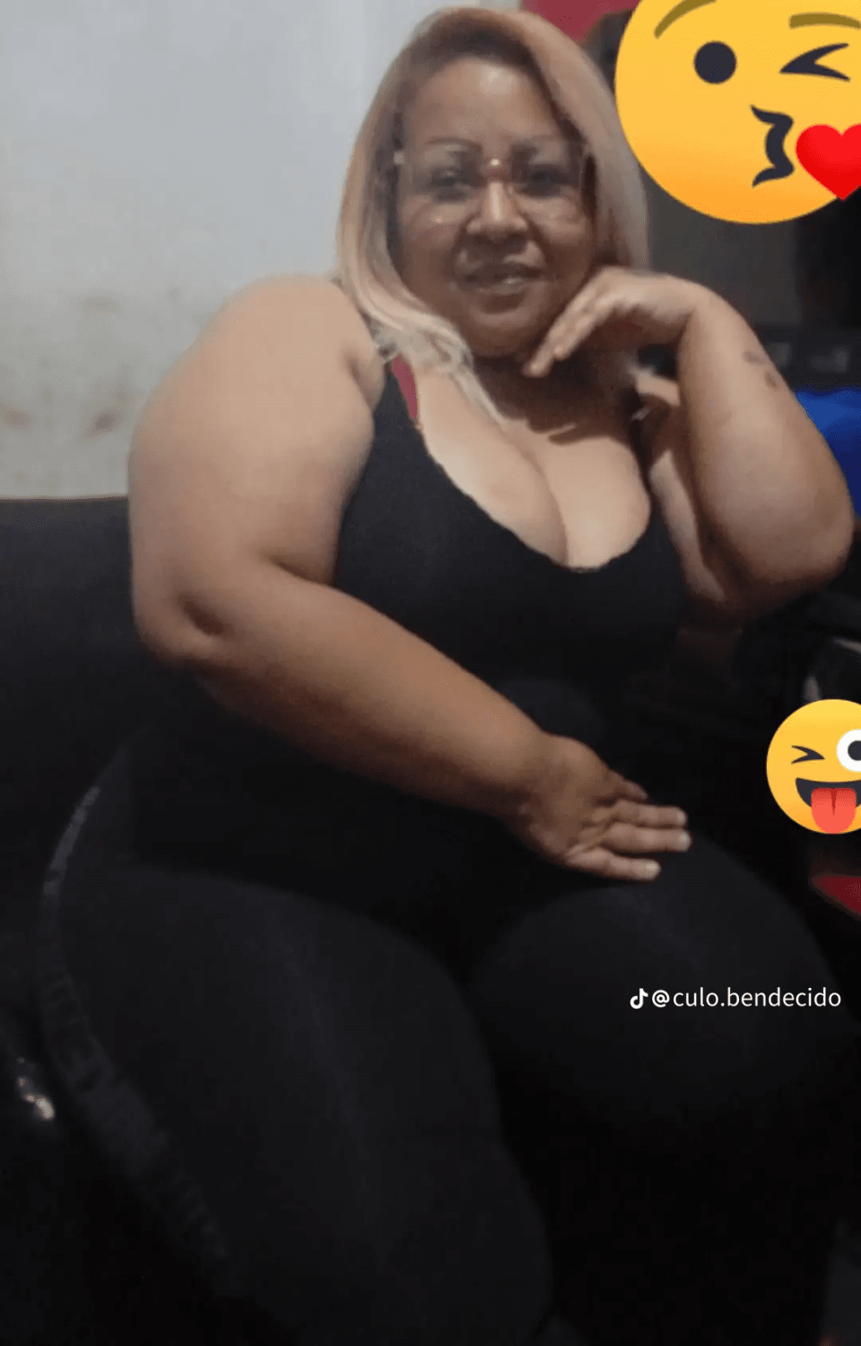 Puti esposa buscando cum tributo