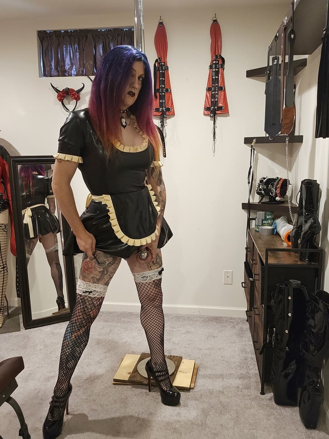 Comment what you’d do to this pathetic trans sissy latex whore.Tiffany minx @tiffanyminxcosplay