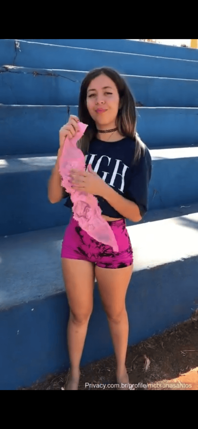 Cute petite brunette Bruna changing her clothes ?