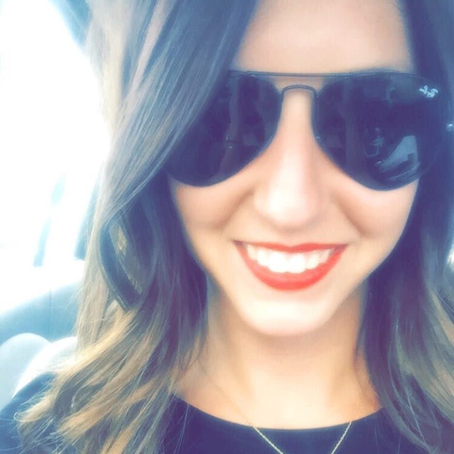 Friends who flash together…end up on the internet together. Alivia, Heather, Ashlee & Lauren