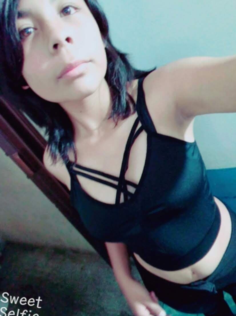 La Putita infiel de Acayuca, se deja coger por viejos por dinero para su bendición