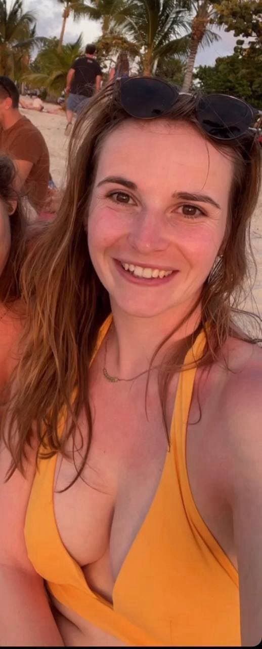 Chienne française à baiser