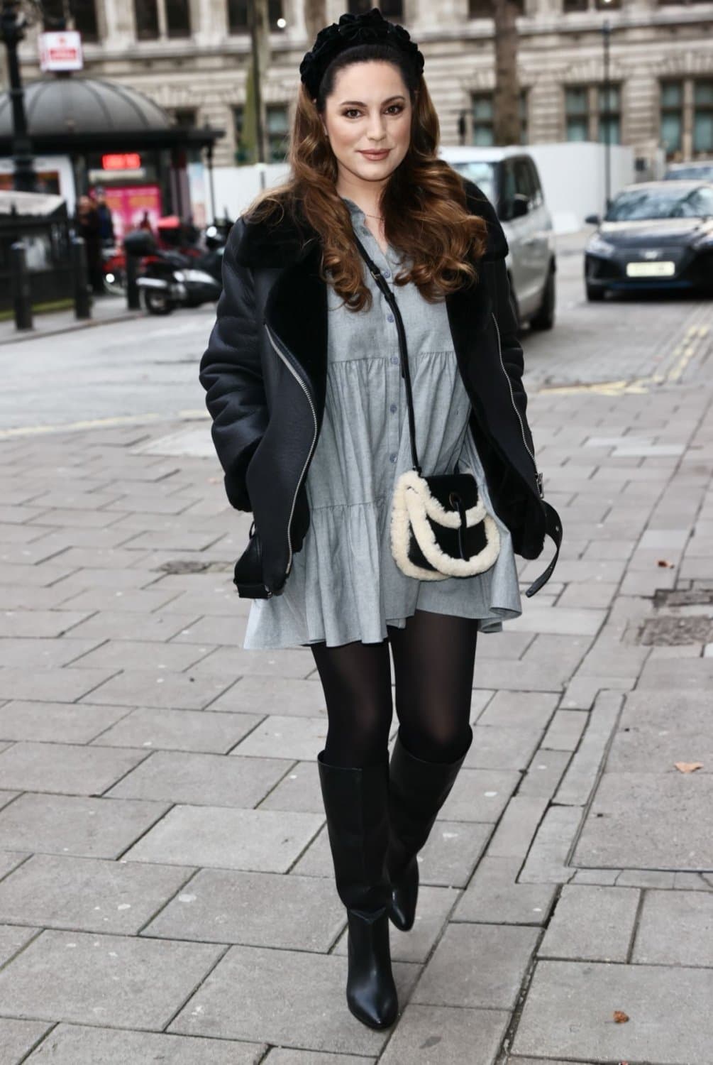 Kelly Brook - Black Knee High Leather Boots