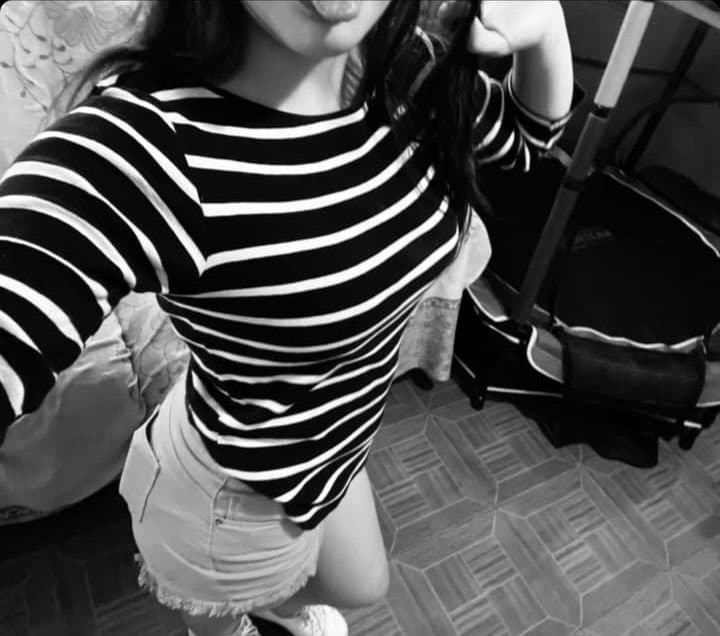 Puta pendejita adicta a la verga tetonsita y de culo rico exhibida