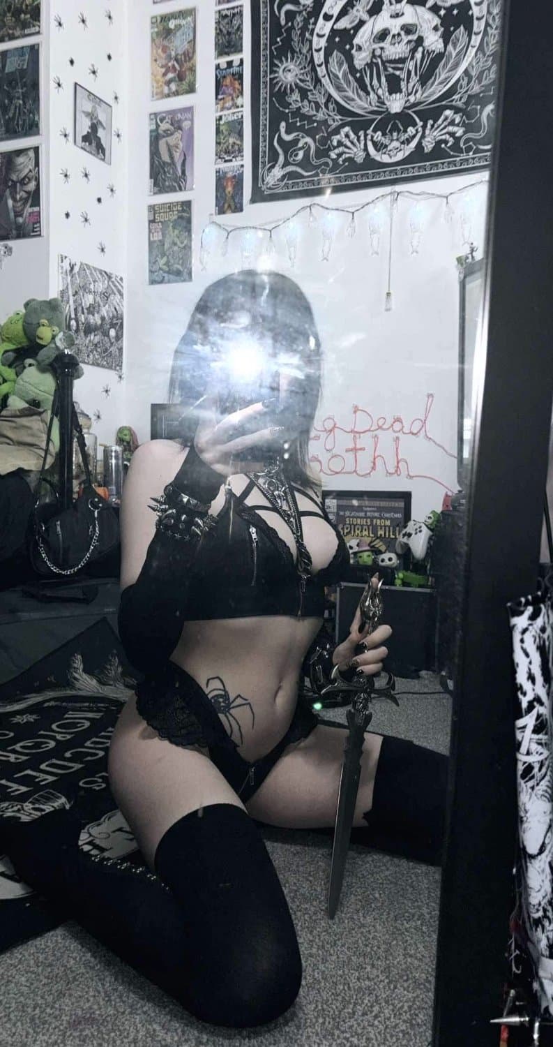 Click to view full size I am the only devil you want to worship