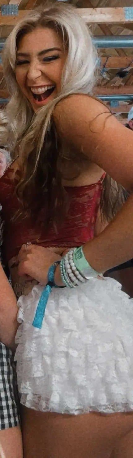 Hot slutty blonde party chic wants you to goon to her skanky whore body