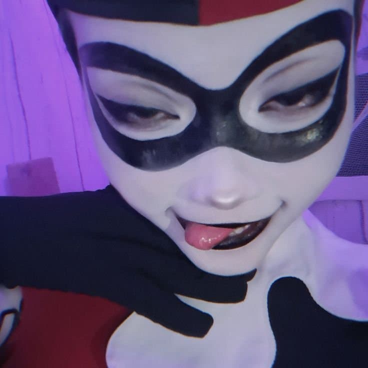 Harley Quinn Cosplay Ai Generate