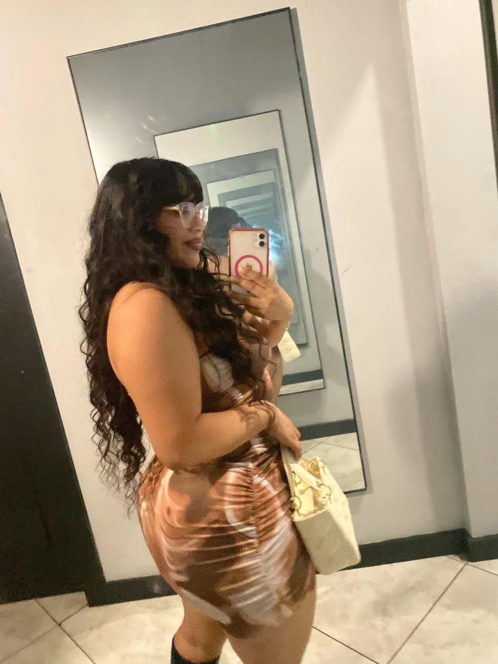 Thicc Latina takes every chance she gets to show off her thicc ass and bit tits