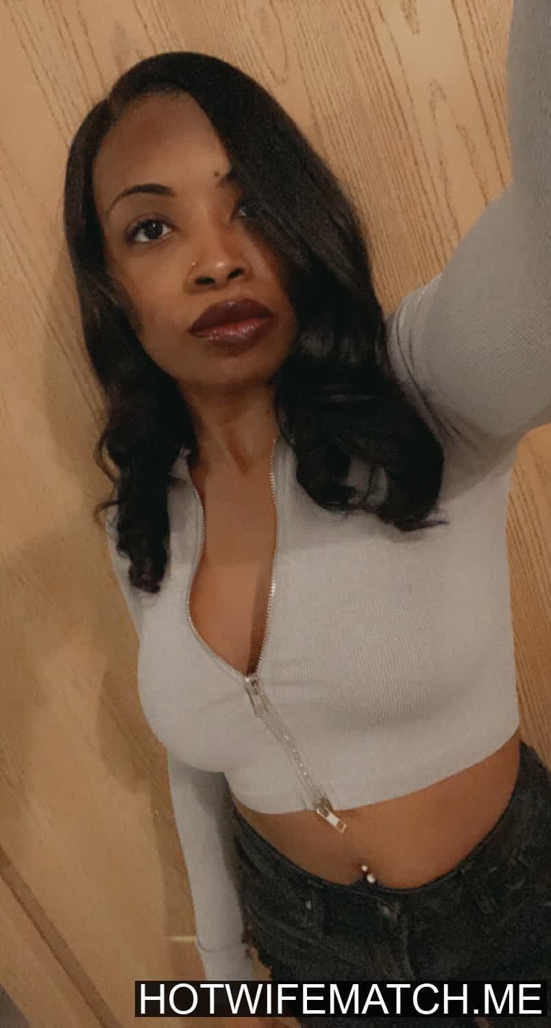 Busty Chicago MILF Fucks Stranger Hard as Hubby Films Her Wild BBC Orgy