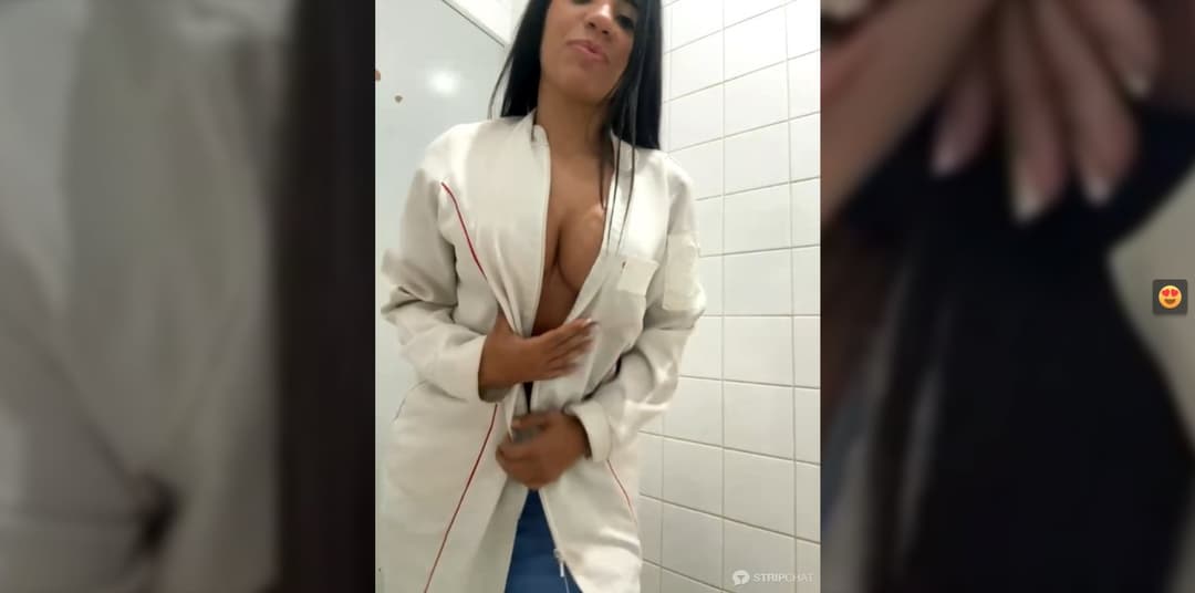 camgirl naia100 --------------Dayane Silva Fisioterapeuta e fazendo um extra de camgirl no hospital5