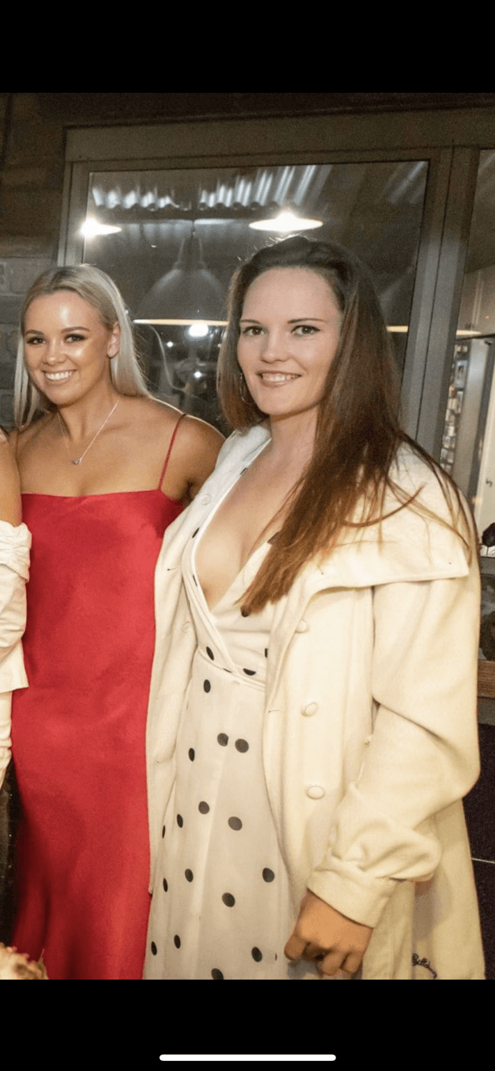 Sexy Aussie mamma Lex. Kik fitfunseeker with captions, edits, tribs