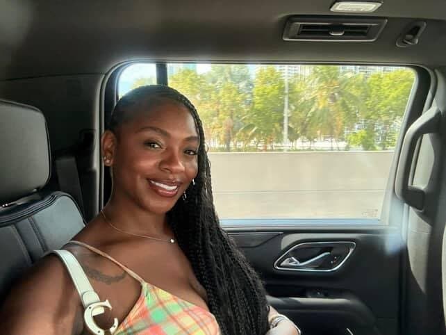 Sexy busty ebony slut Jae