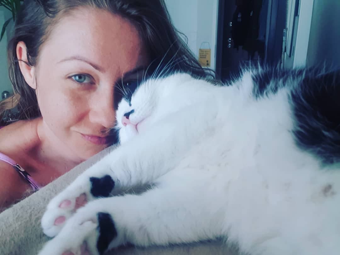 Hot Viktoria has a secret past