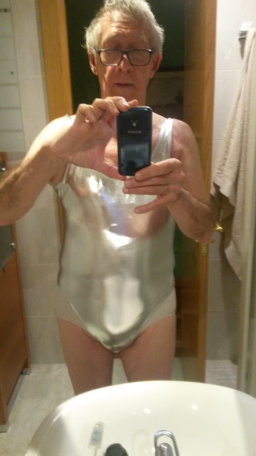 1Fernando Afeminado Lencería Mujer Rosa (2)