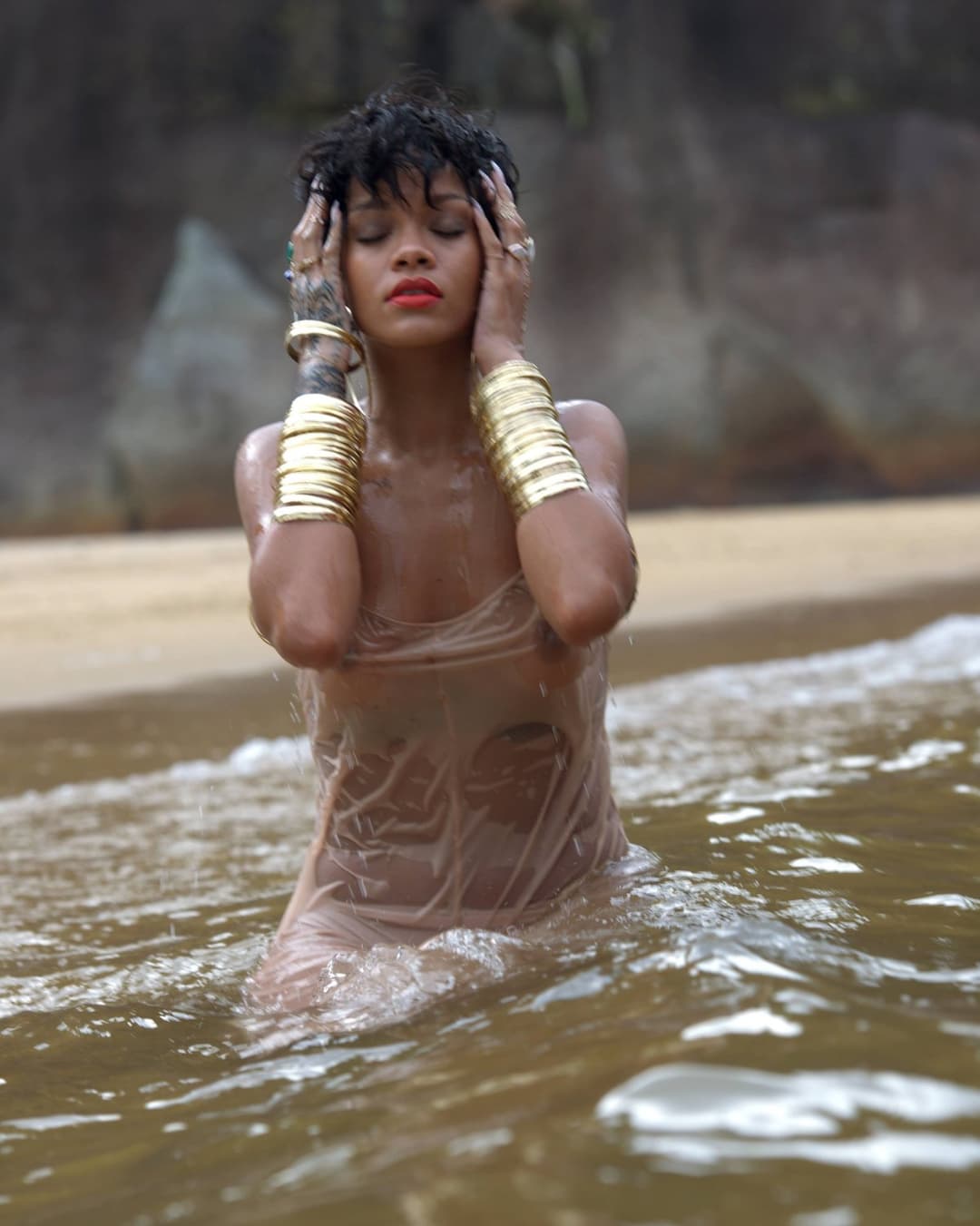 Rihanna - 2014 Vogue Brazil Outtakes v1