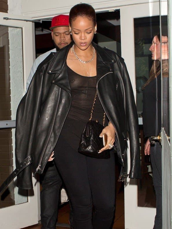 Celebrities Nipple Piercing (Ice Spice, Rihanna, Kendall Jenner...)