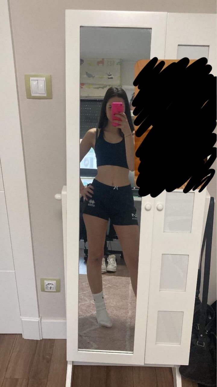 Sexy gf Lucia submitted