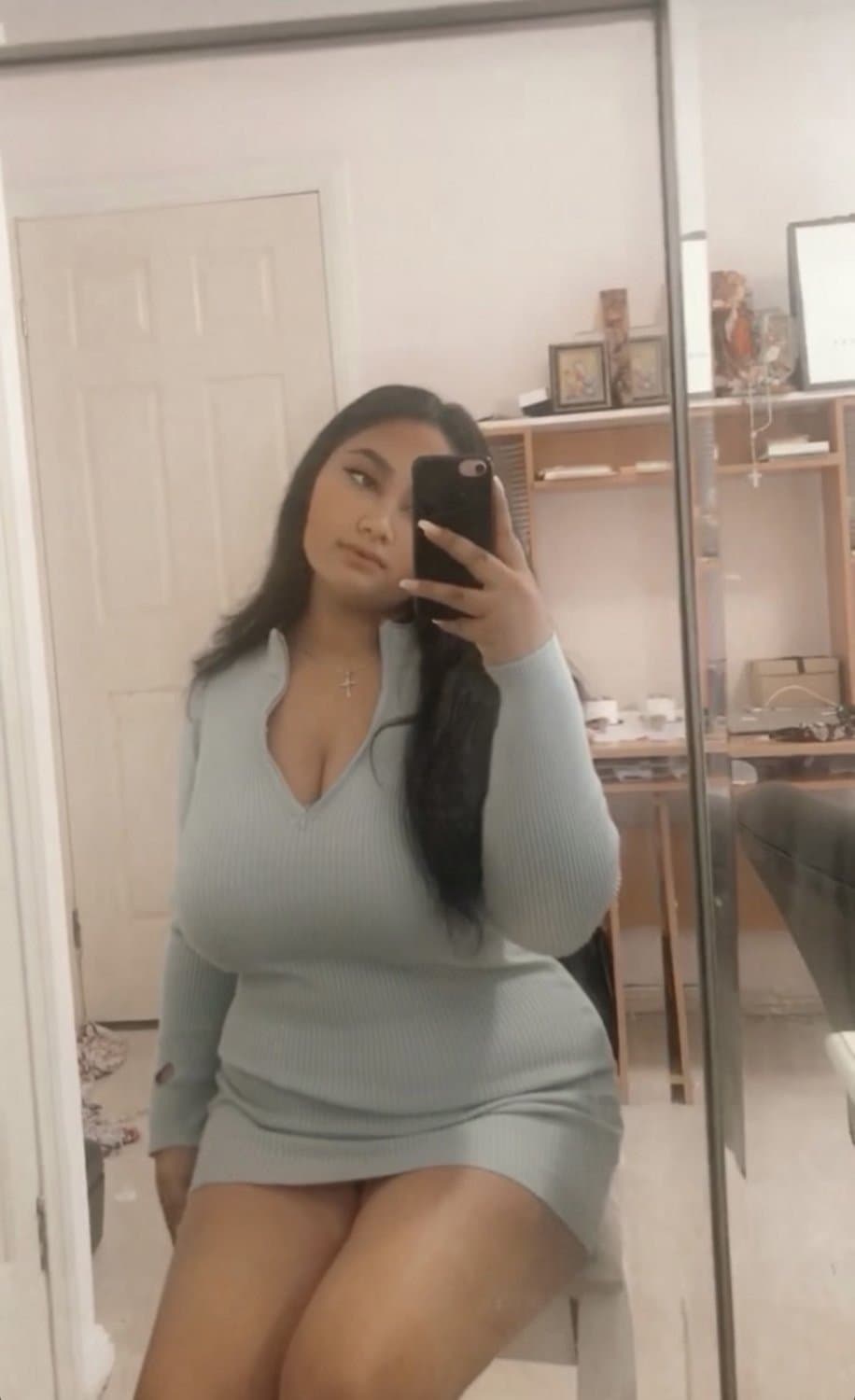 Arab huge boobs milf ????