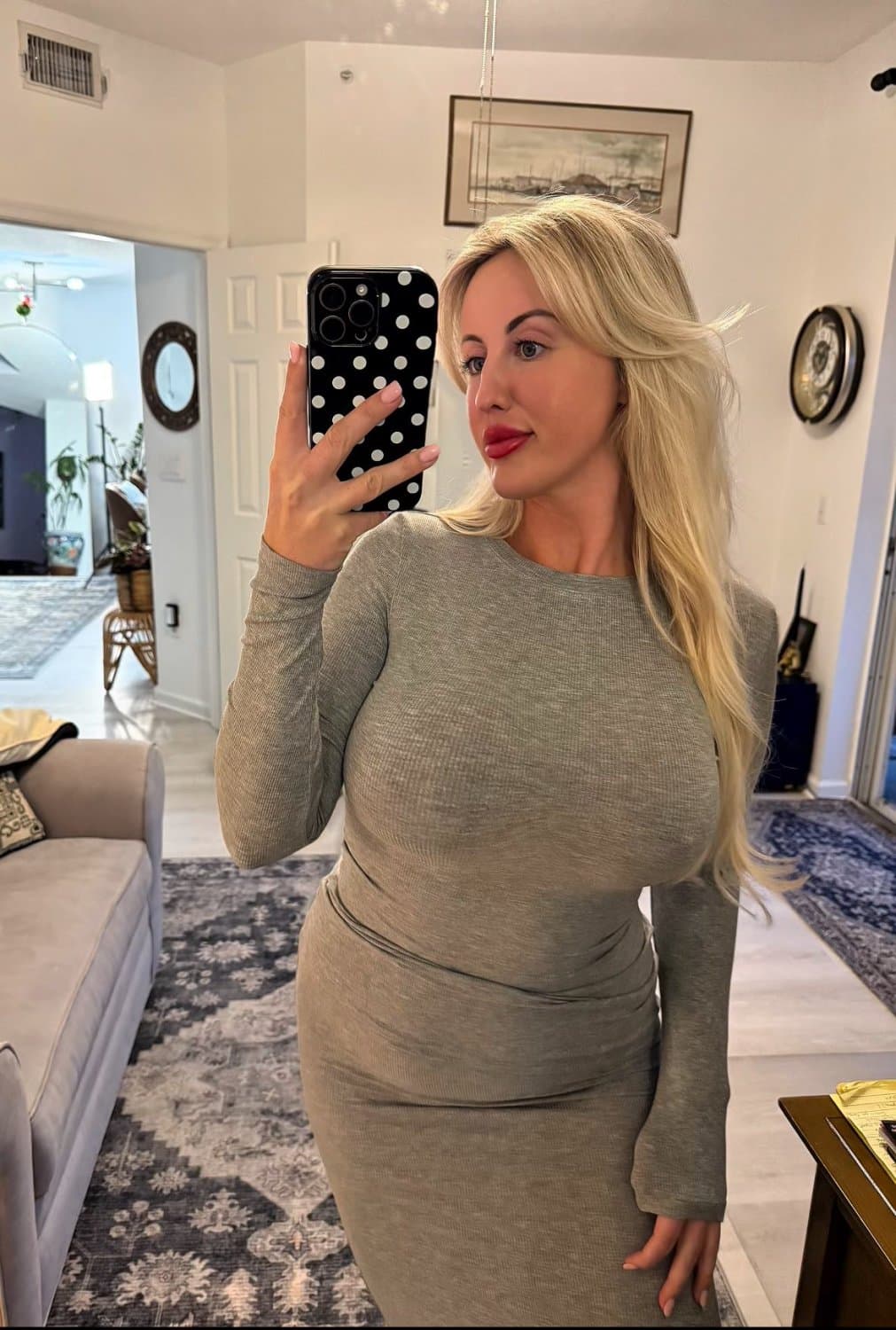 My body’s the canvas, but you’re the one I want painting me tonight