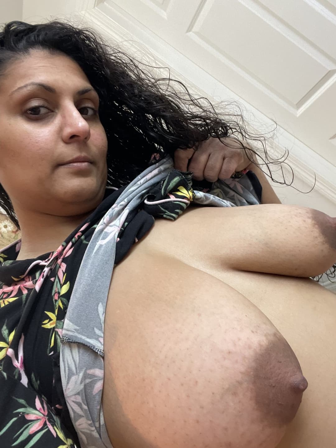 Thick Sexy Amateur Wife Pt.2