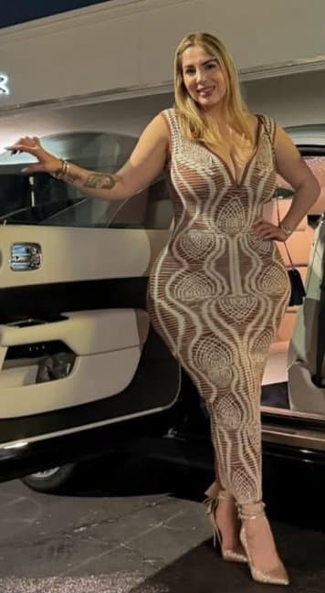 Click to view full size Request.. Thick Gorgeous Latina Milf.. <> Married Wife..