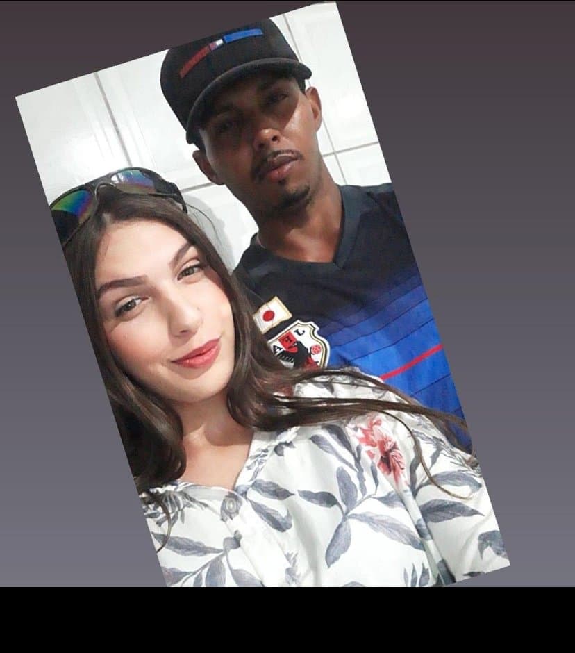 Novinha Traiu, mamou, mandou nudes e enganou o corno, engoliu o pau do playboy