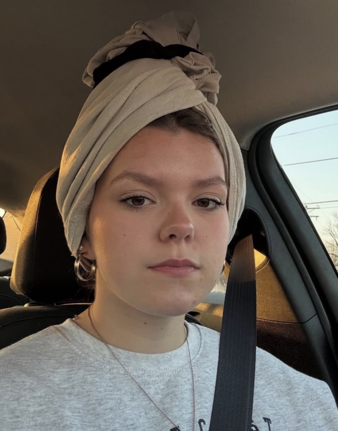 Sisters Anna (18) & Avery (19) - Which Sister are you Nutting In? Anna (blonde), Avery (Brunette)