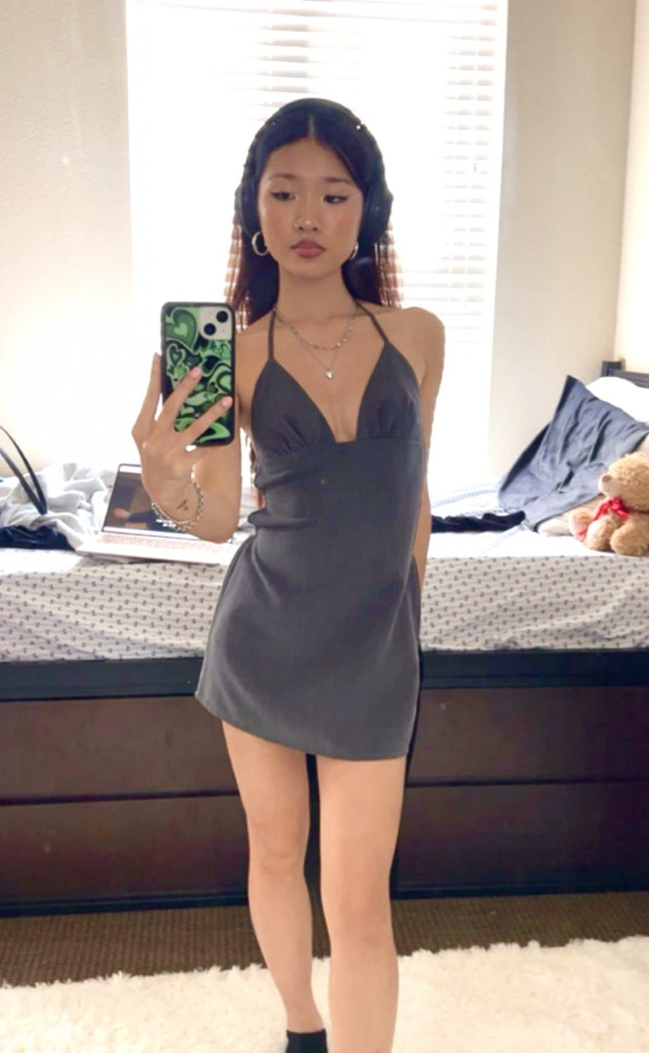 Barely Legal College Freshman Asian Teen Gets her nudes leaked. Goon for this Ahegao face slut