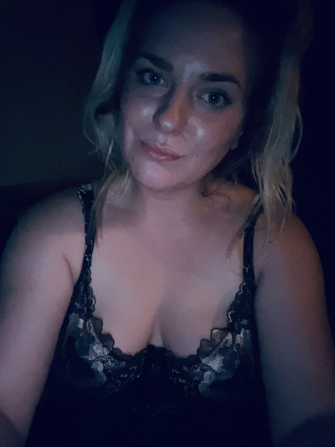 Click to view full size Wife in nighty showing tits