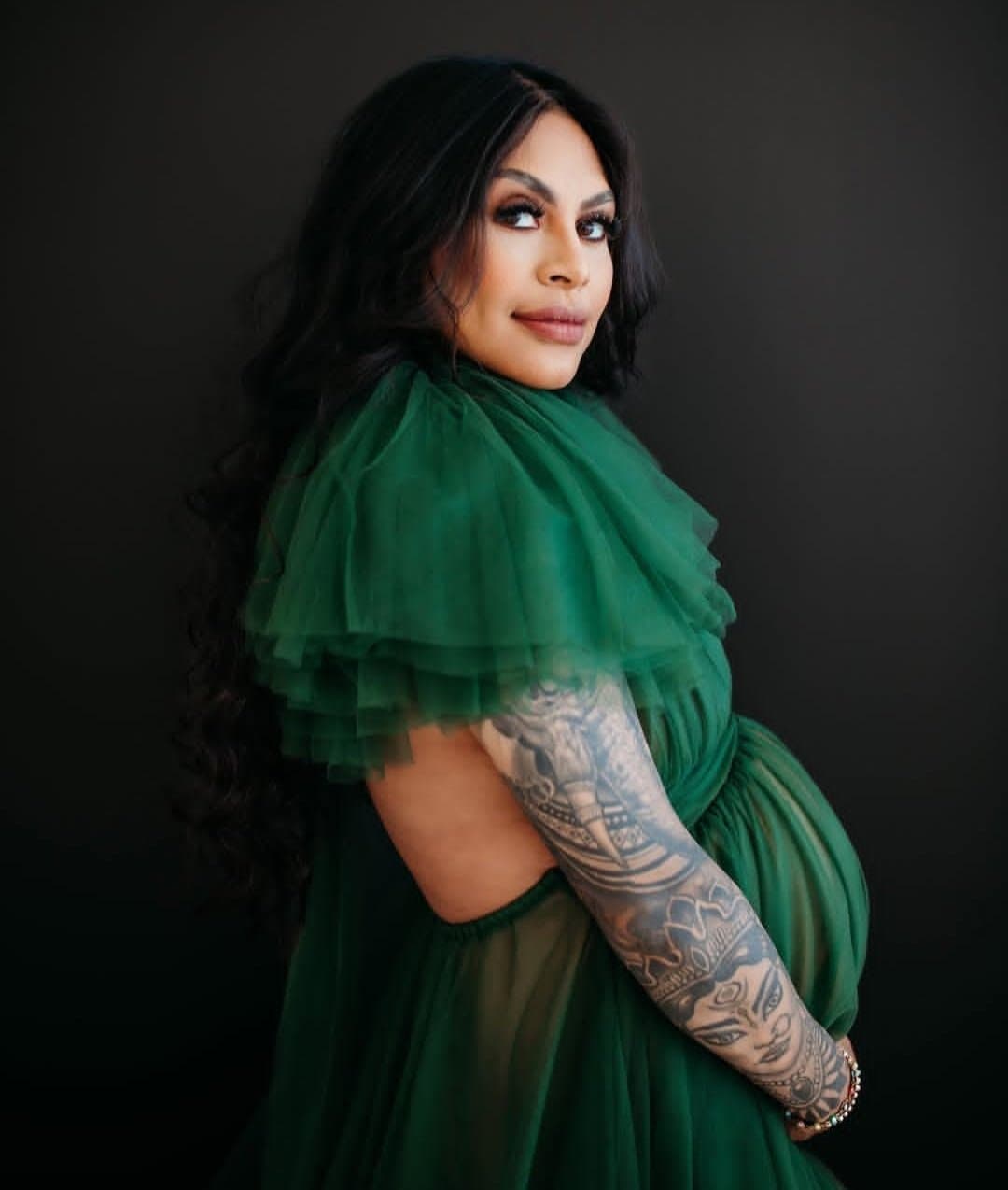 Sexy Latina MILF, Pregnant, Feet, Fit, Comments Welcomed.