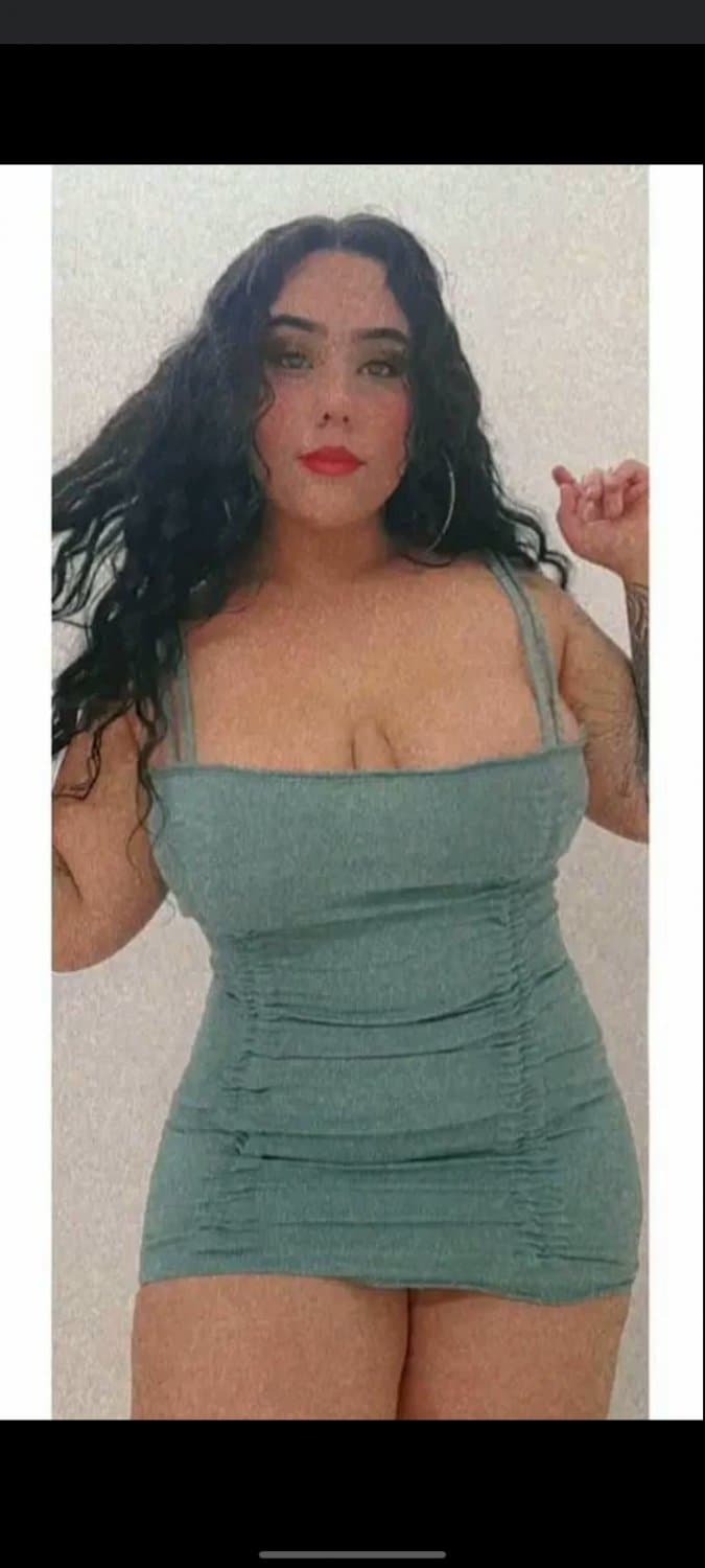 Luisa Fernanda lya_evans444"eva_wrigth puta colombiana hace stream en chaturbate y el marido ni sabe