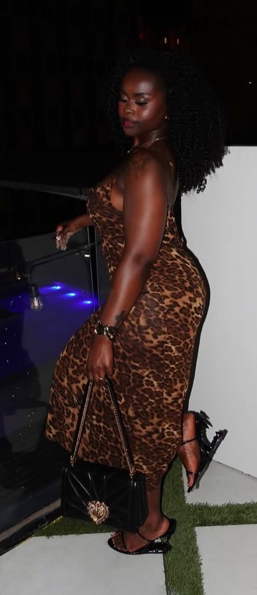 Thick ass dark chocolate ebony