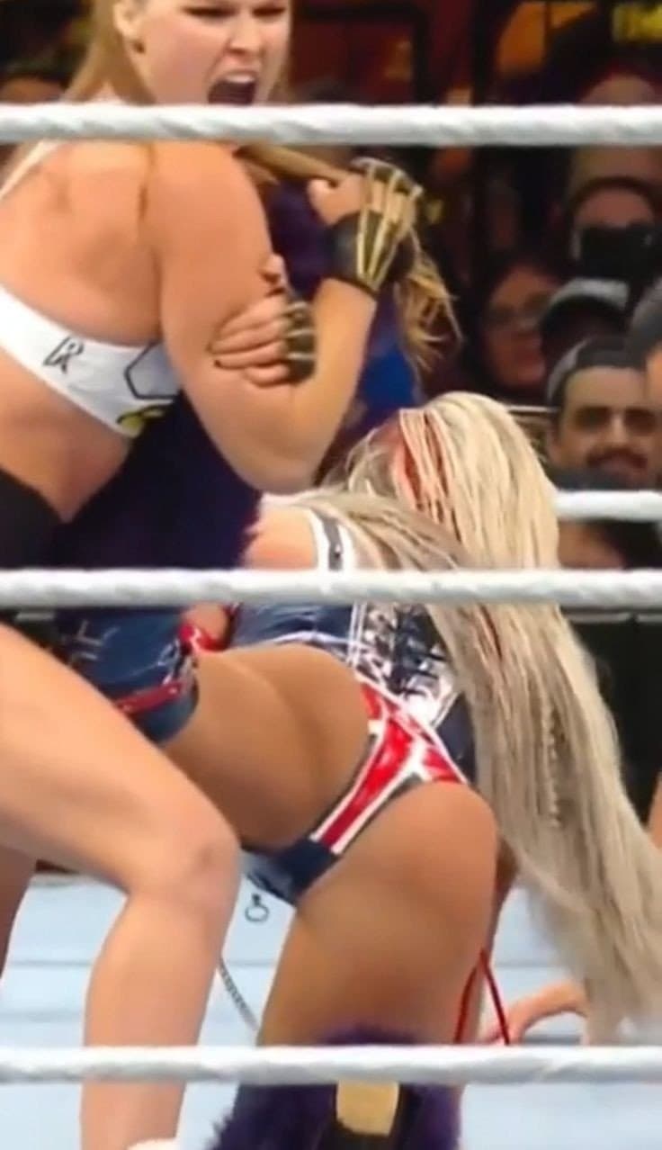 Quisiera darle a Liv un anal en ese culote que se carga