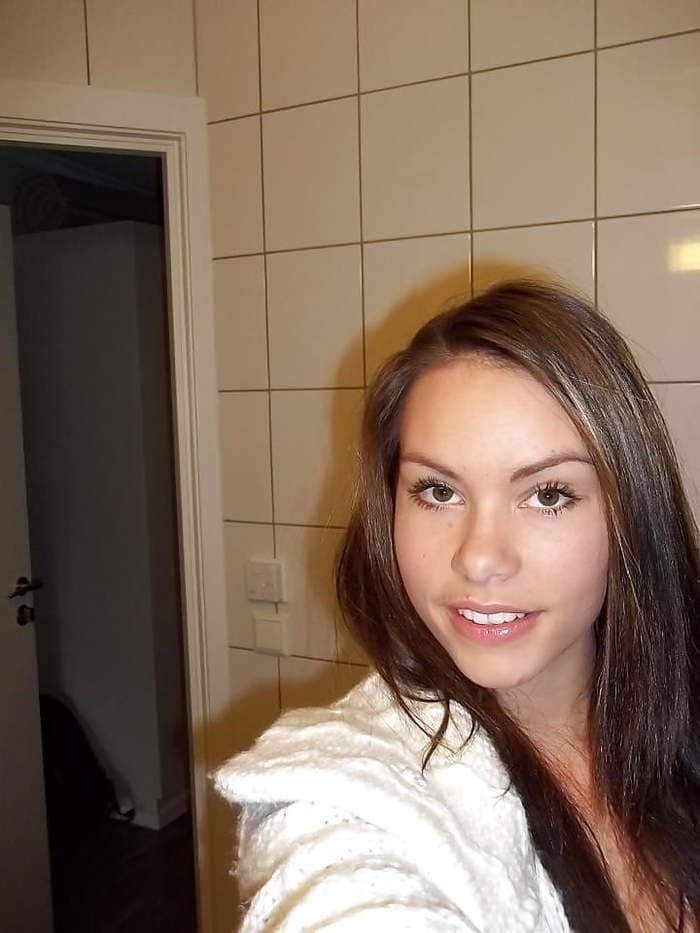 Katrine Lopéz, K M Antonia Lopéz´s sexy young daughter.