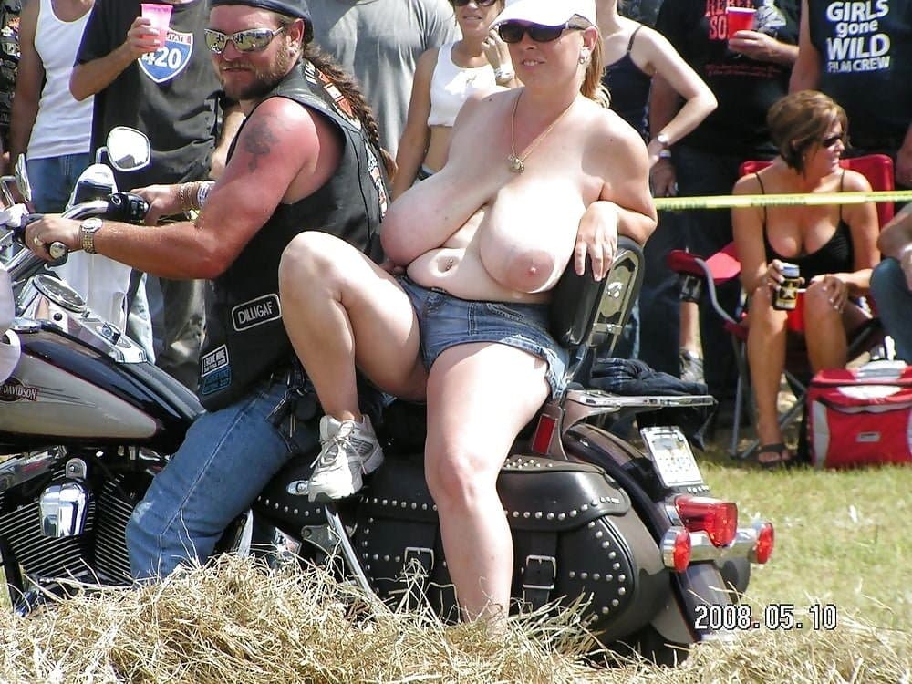 Various Big Breasted Biker Chicks...     (z)