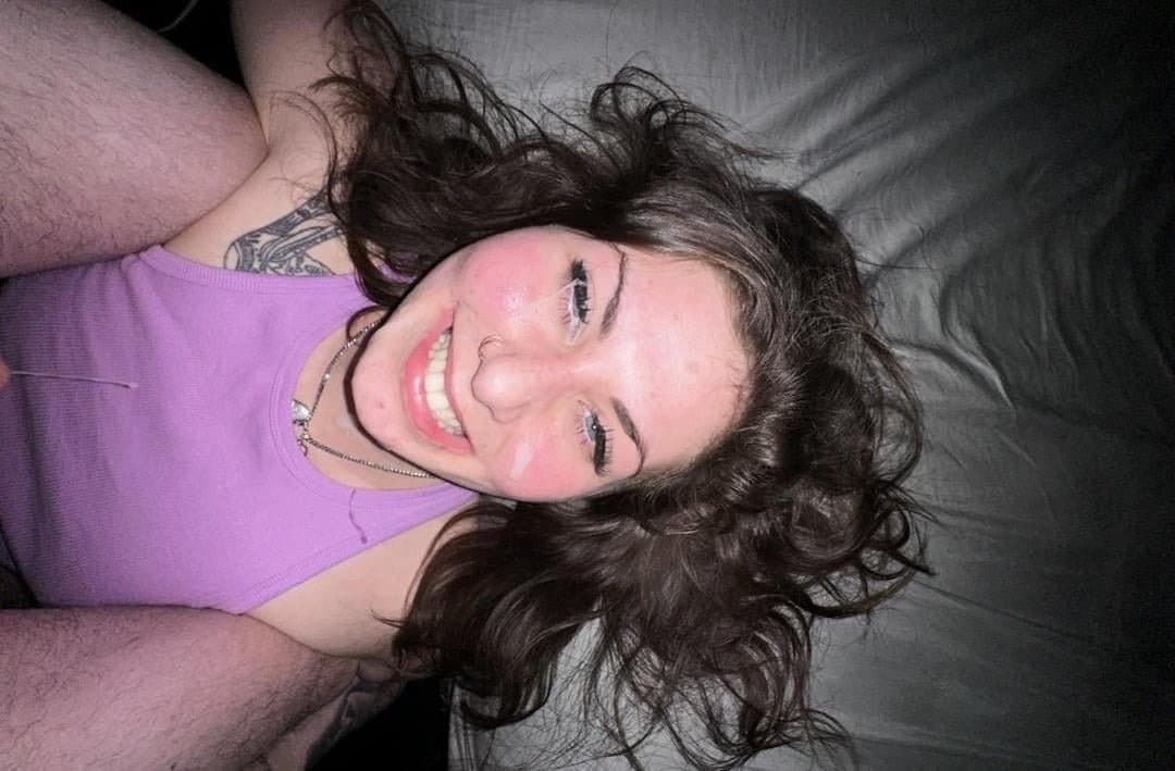 Britt, Fed Ex Slut sucking cock