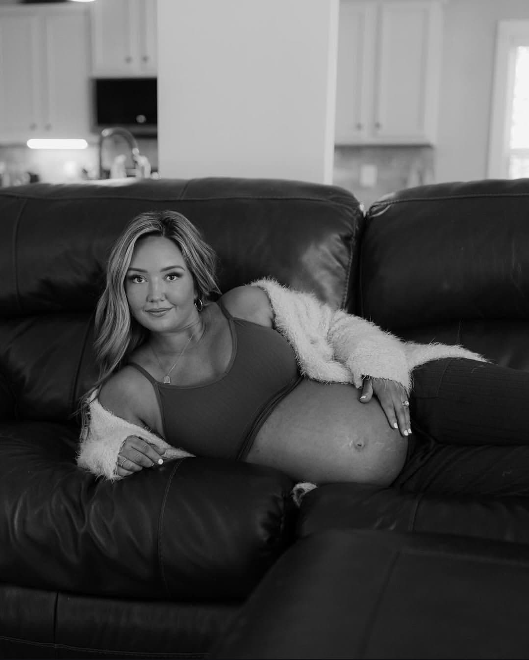 Hot Southern wife and mama Instagram influencer.