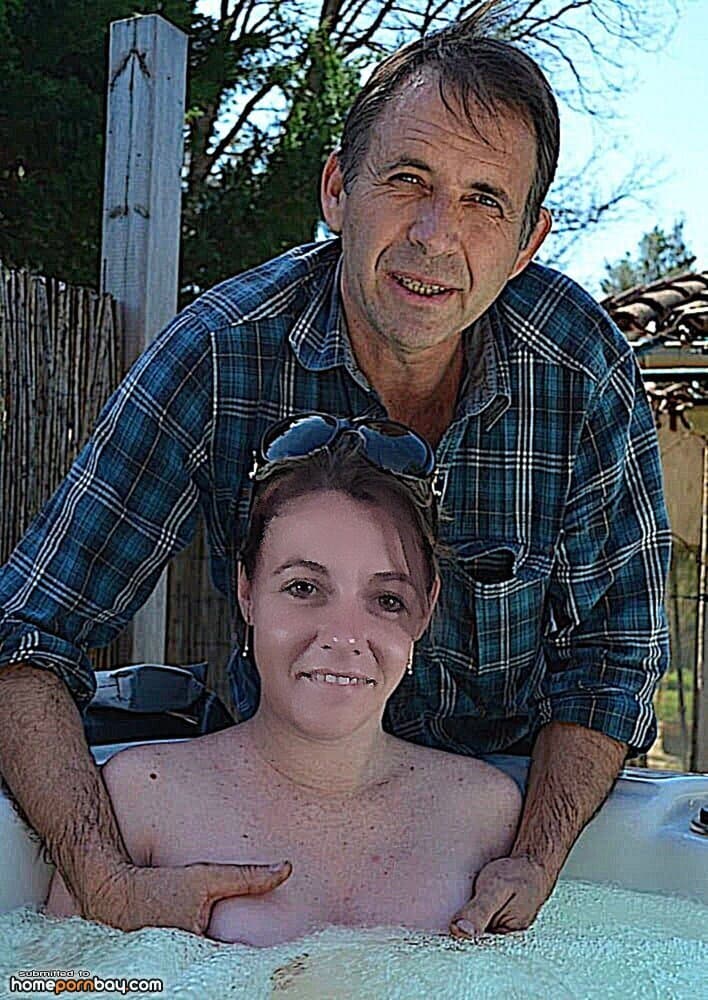 Wife with Amazing Hourglass Shape & Bubble Butt