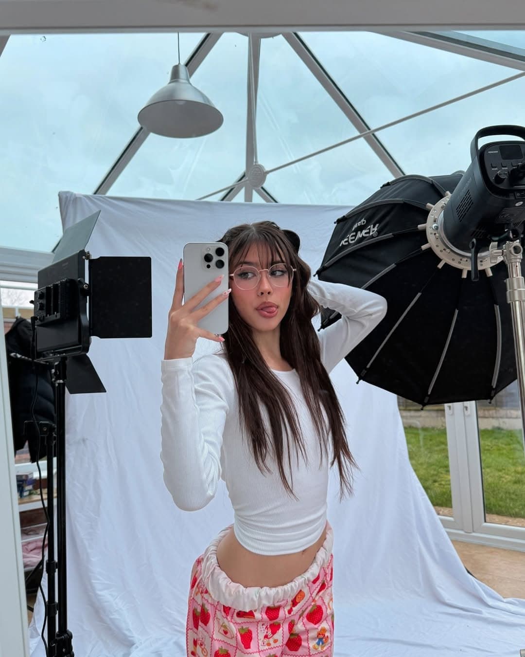 Cute TikTok Teen Uses A Vibrator To Orgasm On Her Bed - Solo, Bop, Skinny, Petite, Masturbation