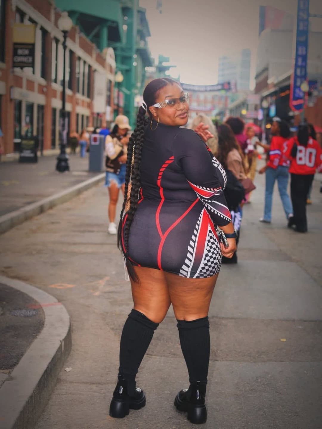 SEXY CURVY THICK EBONY BBW BIG BOOBS & BIG OLE ASS BOOTY