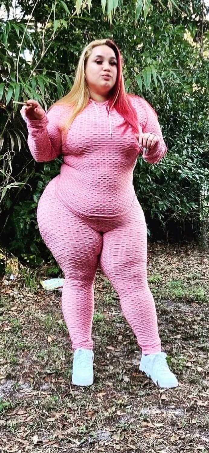 M3GA FAT A$S MaMi !!!!